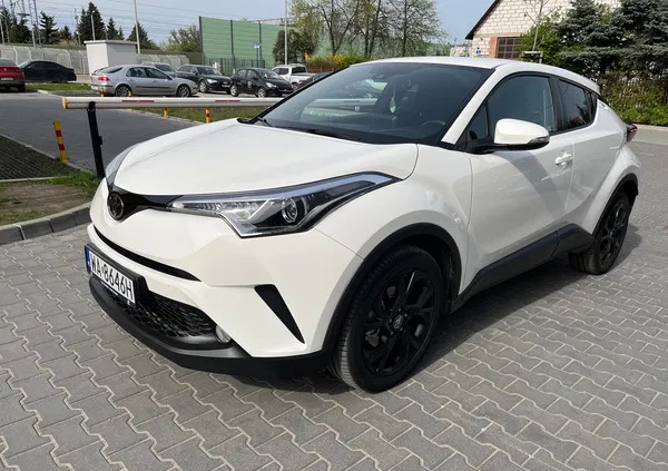 warmińsko-mazurskie Toyota C-HR cena 74900 przebieg: 67000, rok produkcji 2017 z Warszawa